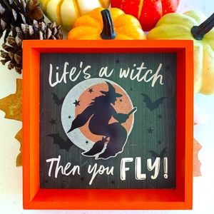 Halloween witch funny house decor box